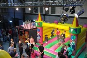 Animations enfants : structures gonflables, jeux, ateliers, arbre de Noël à Deauville Caen Paris