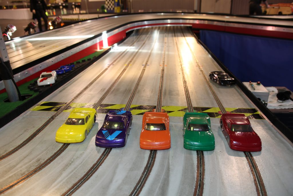 Circuit voiture animation événementielle thème automobile Paris Caen