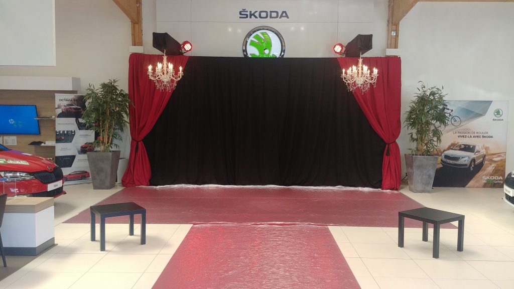 Sortie vehicule skoda - lancement en concession - creation et production scenographie