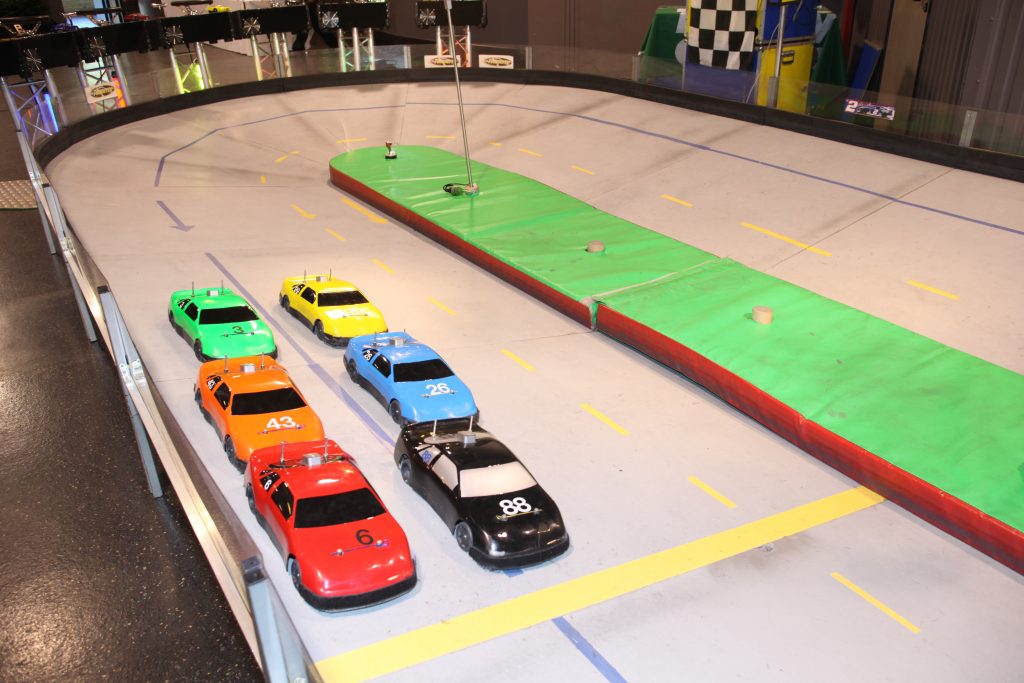 Animation circuit de voiture - événement entreprise Nanterre Paris