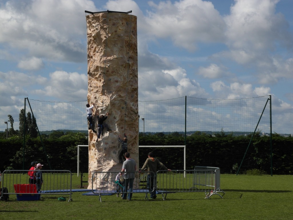 Location rocher escalade - animation sportive evenement ville paris le havre rouen