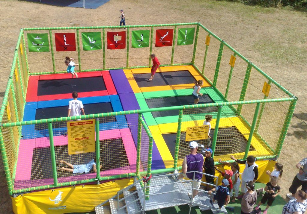 Location trampoline 6 pistes autonomes - animation sportive enfant - Paris, Montesson, Nanterre, Boulogne, le havre, rouen, mantes
