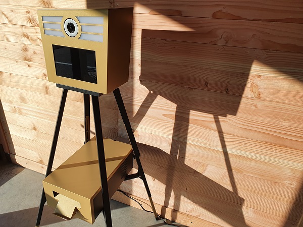 Borne photo selfie location soiree entreprise - impression papier - photobooth - caen argentan bayeux ouistreham