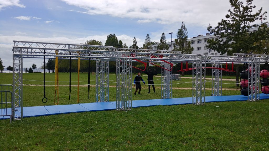 Location parcours ninja warrior - animation enfant sport original paris caen le havre