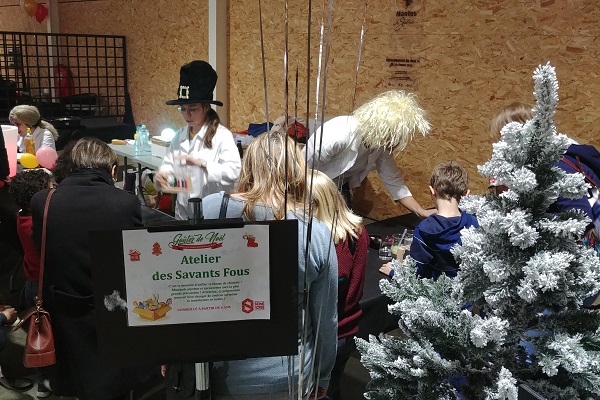 Atelier scientifique - animation enfant family day , halloween , arbre de  noel