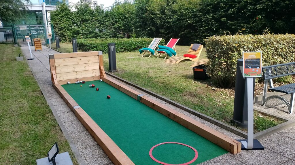 Piste de pétanque indoor