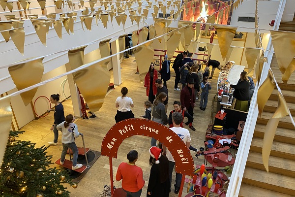 Arbre de noël Boulogne Billancourt thème cirque