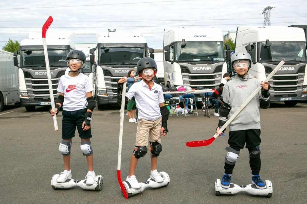 Scania Family Day 2024 - Animation street hockey